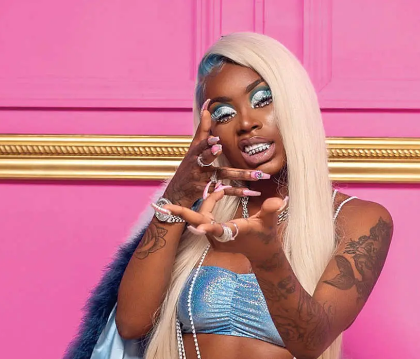Asian Doll is back and drops her new music video called Who Want Smoke